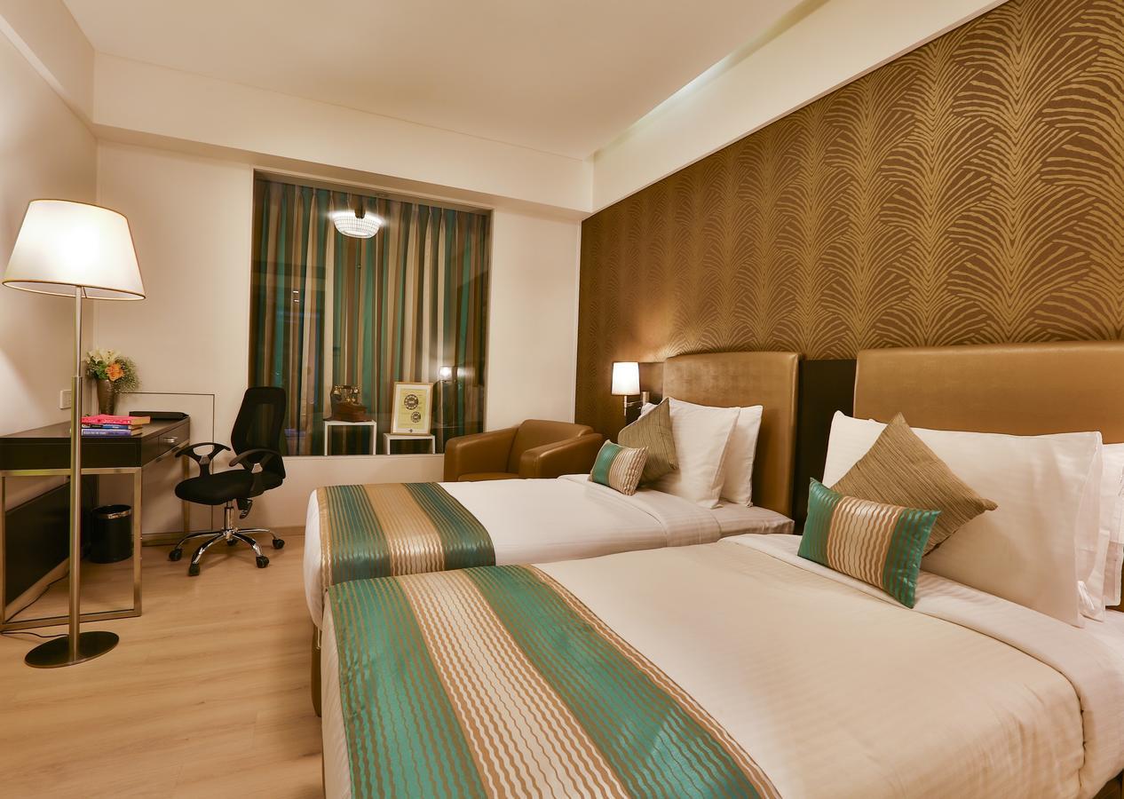 T24 Residency Hotel Bombay Eksteriør billede